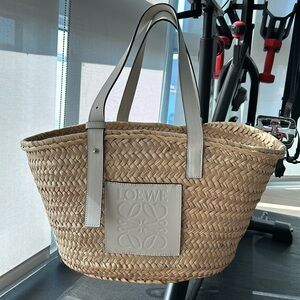 Loewe Medium white leather-trimmed basket tote
